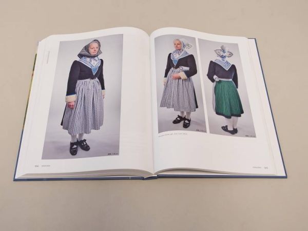 Gładźarnica 2 • Die Schleifer Tracht • Im Kirchenjahr