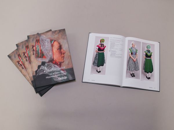 Gładźarnica 4 • Die Schleifer Tracht • Taufe